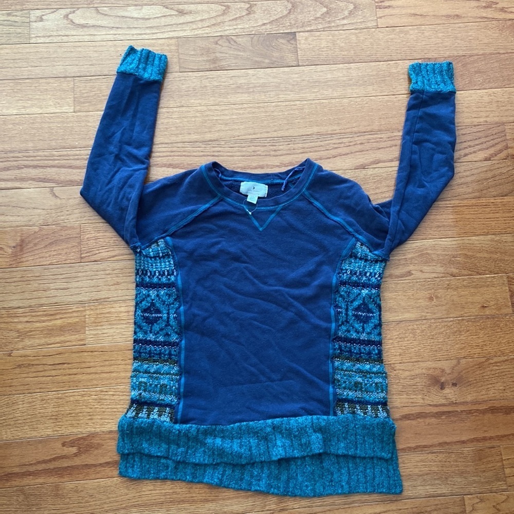 Ruby Moon textured shirt size medium